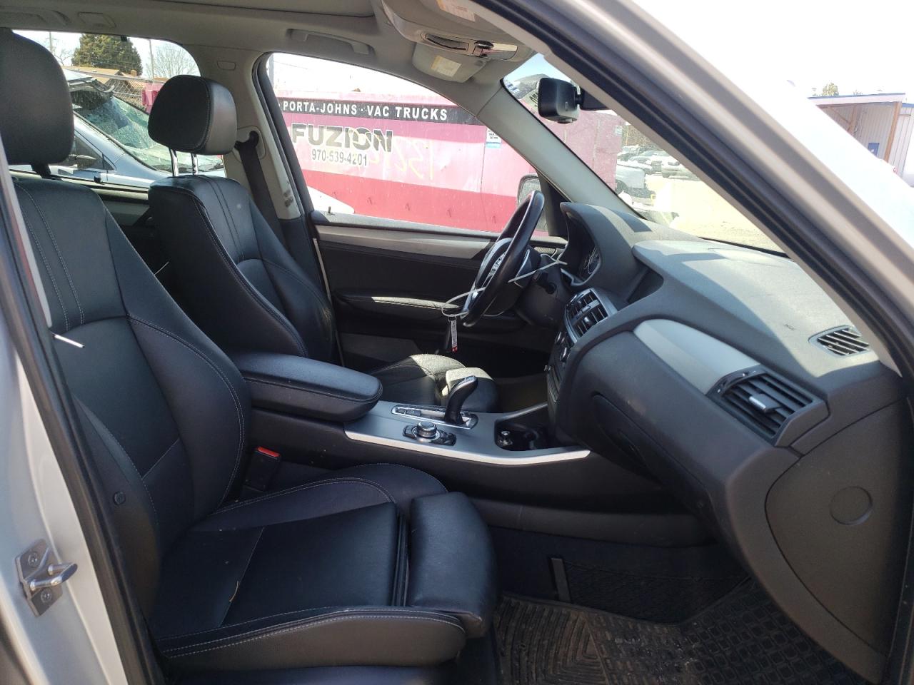 Photo 5 from auction – 2011 BMW X3 XDRIVE3 with VIN 5UXWX7C57BL730588
