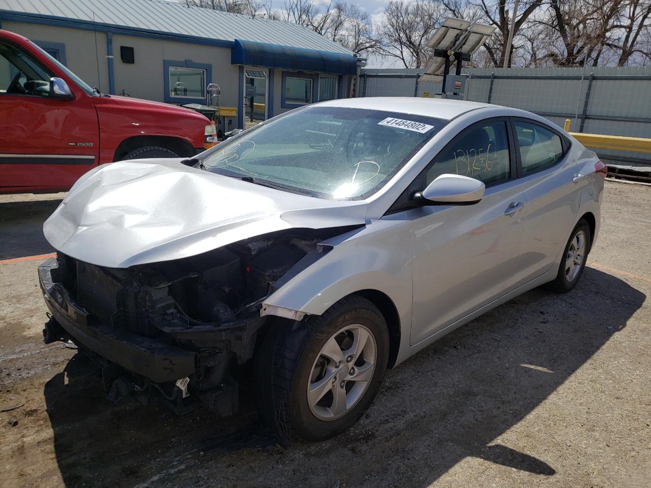 Photo 2 from auction – 2015 HYUNDAI ELANTRA SE with VIN 5NPDH4AE2FH557192