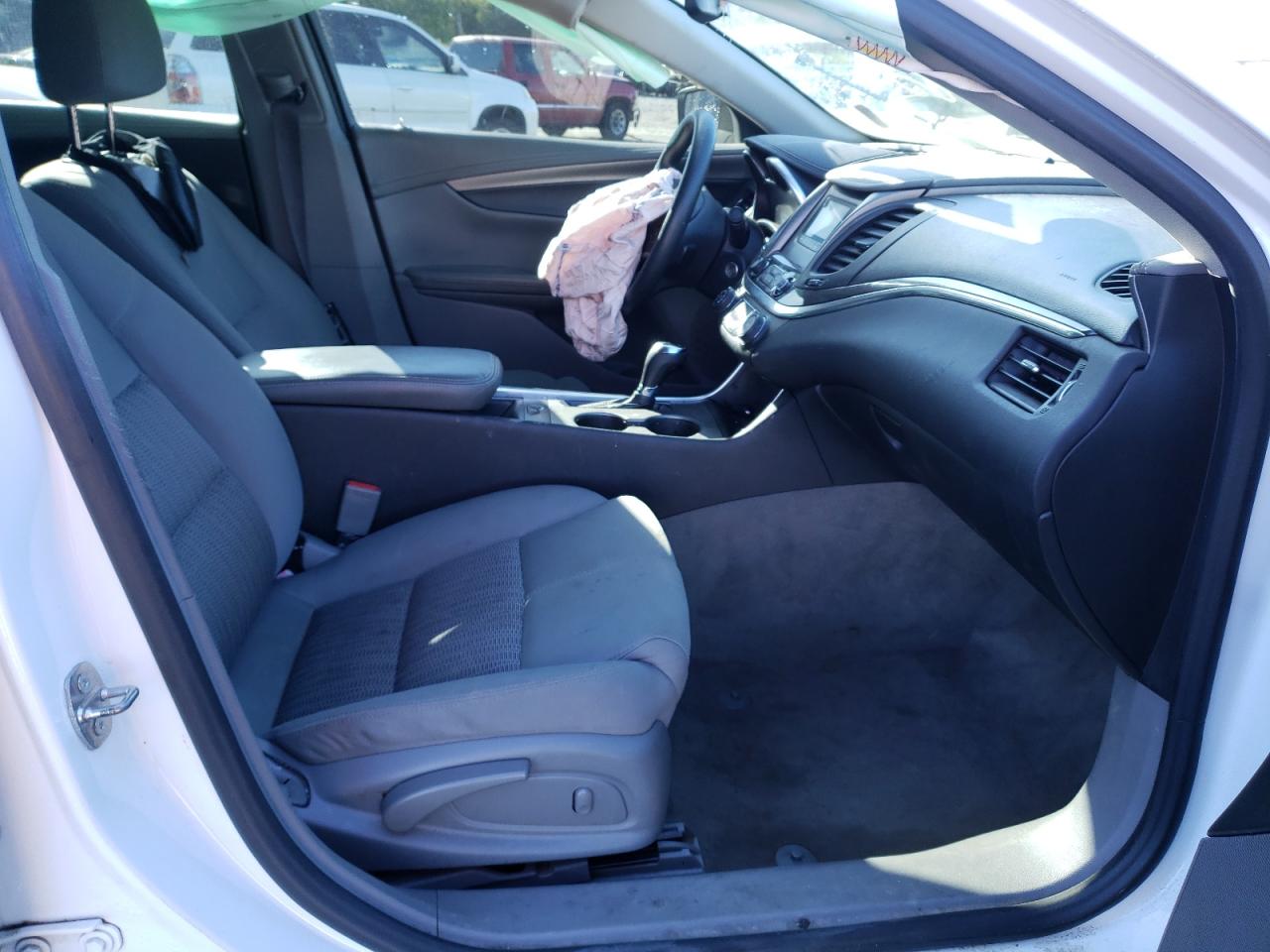 Photo 5 from auction – 2017 CHEVROLET IMPALA LS with VIN 2G11Z5SA0H9165232