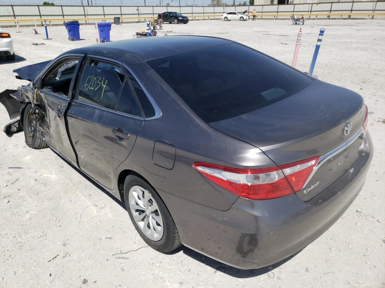 Photo 3 from auction – 2016 TOYOTA CAMRY LE with VIN 4T4BF1FK9GR518537