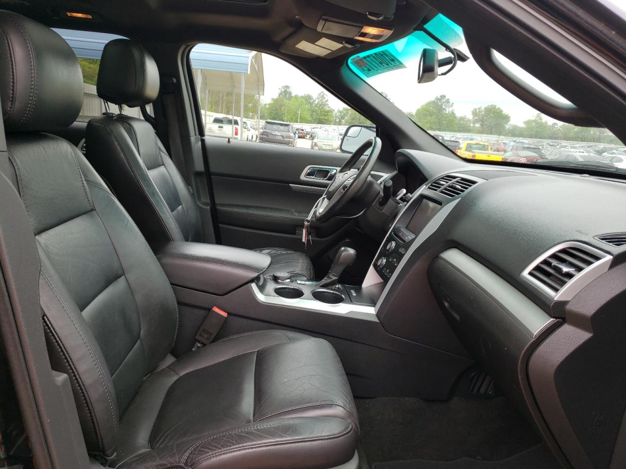 Photo 5 from auction – 2013 FORD EXPLORER X with VIN 1FM5K8D84DGA97873