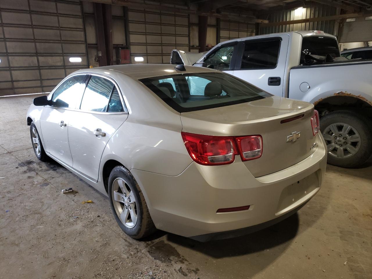 Photo 3 from auction – 2014 CHEVROLET MALIBU LS with VIN 1G11B5SL2EF177133