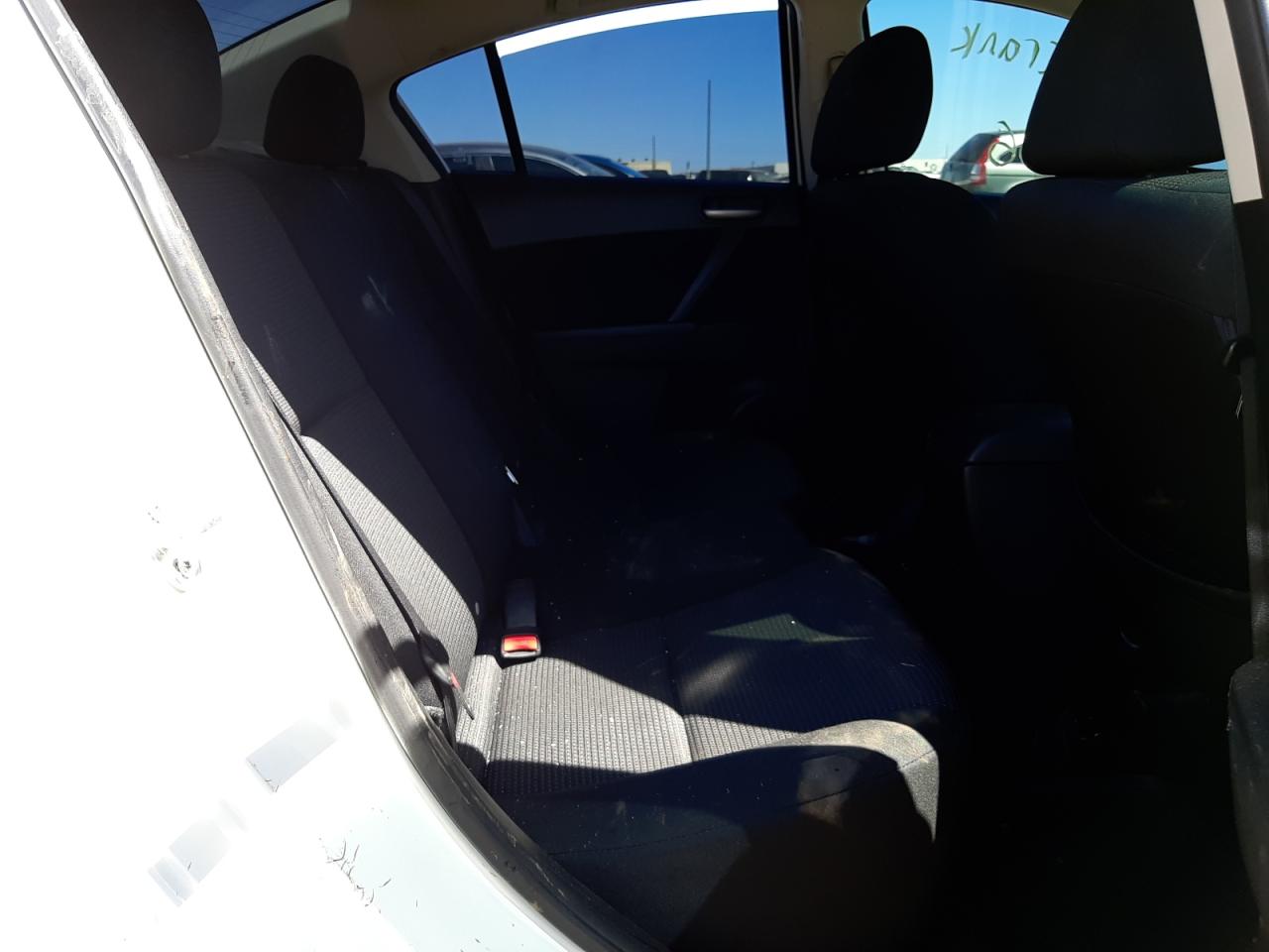 Photo 6 from auction – 2012 MAZDA 3 I with VIN JM1BL1UF7C1592872