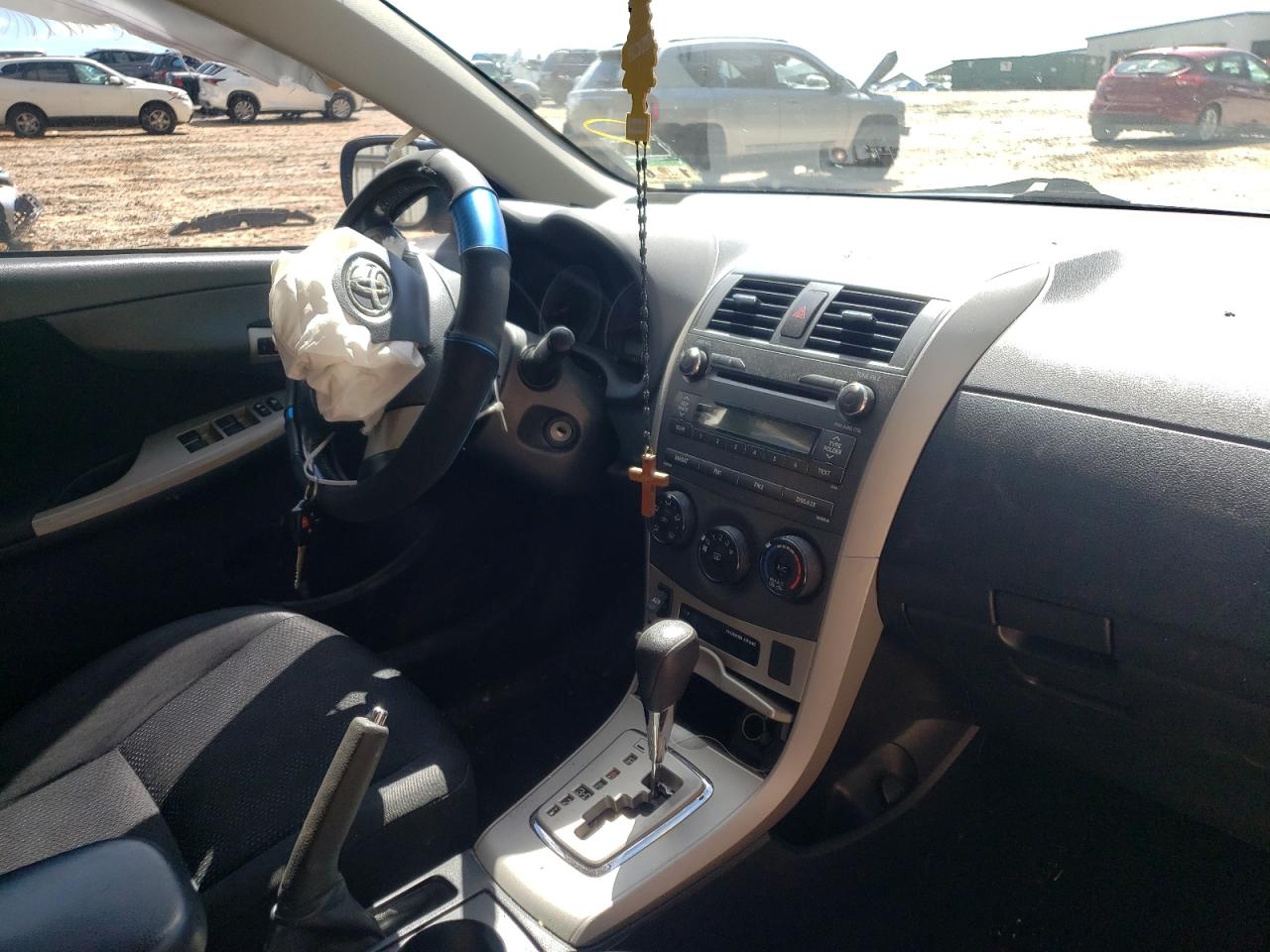 Photo 9 from auction – 2010 TOYOTA COROLLA with VIN 2T1BU4EE1AC525858