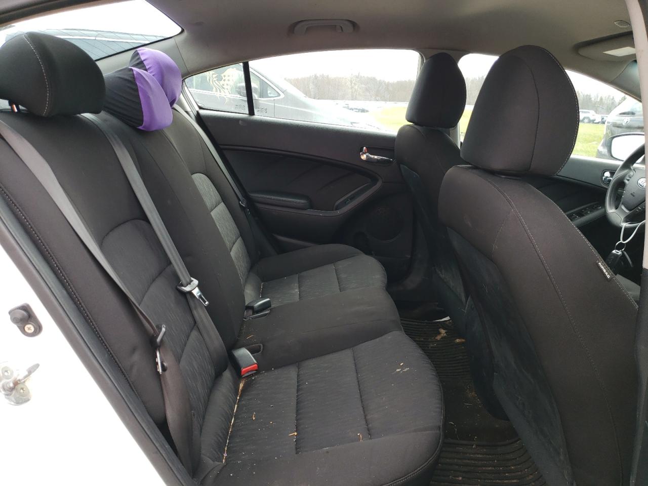 Photo 6 from auction – 2016 KIA FORTE LX with VIN KNAFK4A69G5496196