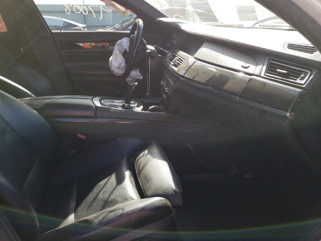 صورة رقم 5 من المزاد - 2012 BMW 750 LI مع VIN WBAKB8C55CC962514