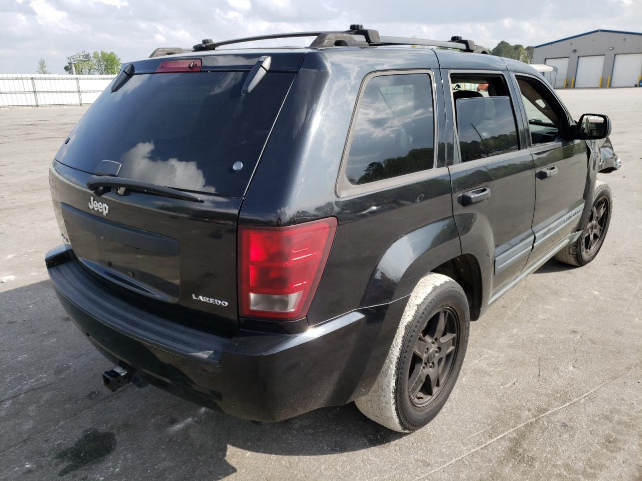 Photo 4 from auction – 2005 JEEP GRAND CHER with VIN 1J4GR48K95C577319
