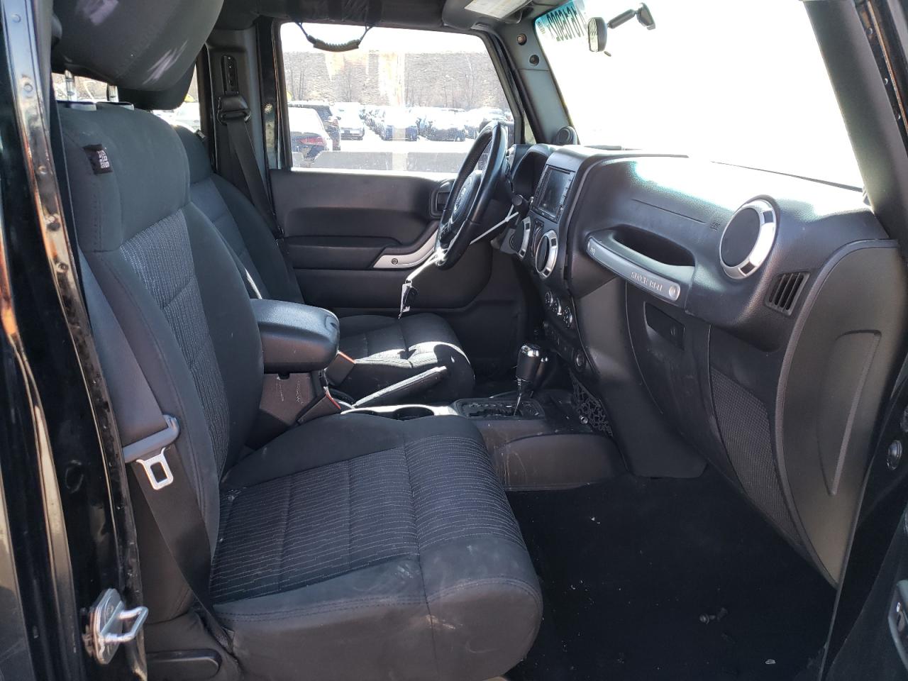 Photo 5 from auction – 2011 JEEP WRANGLER U with VIN 1J4HA6H12BL579701