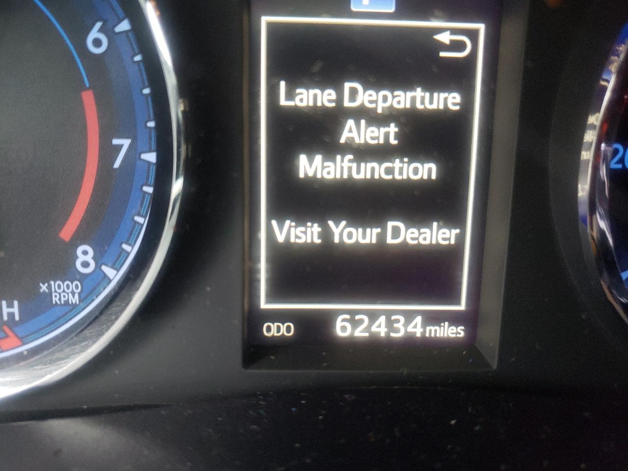 Photo 8 from auction – 2019 TOYOTA COROLLA L with VIN 2T1BURHE4KC133323