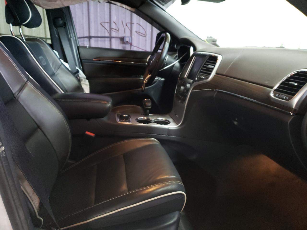 Photo 5 from auction – 2014 JEEP GRAND CHER with VIN 1C4RJFCM9EC315813