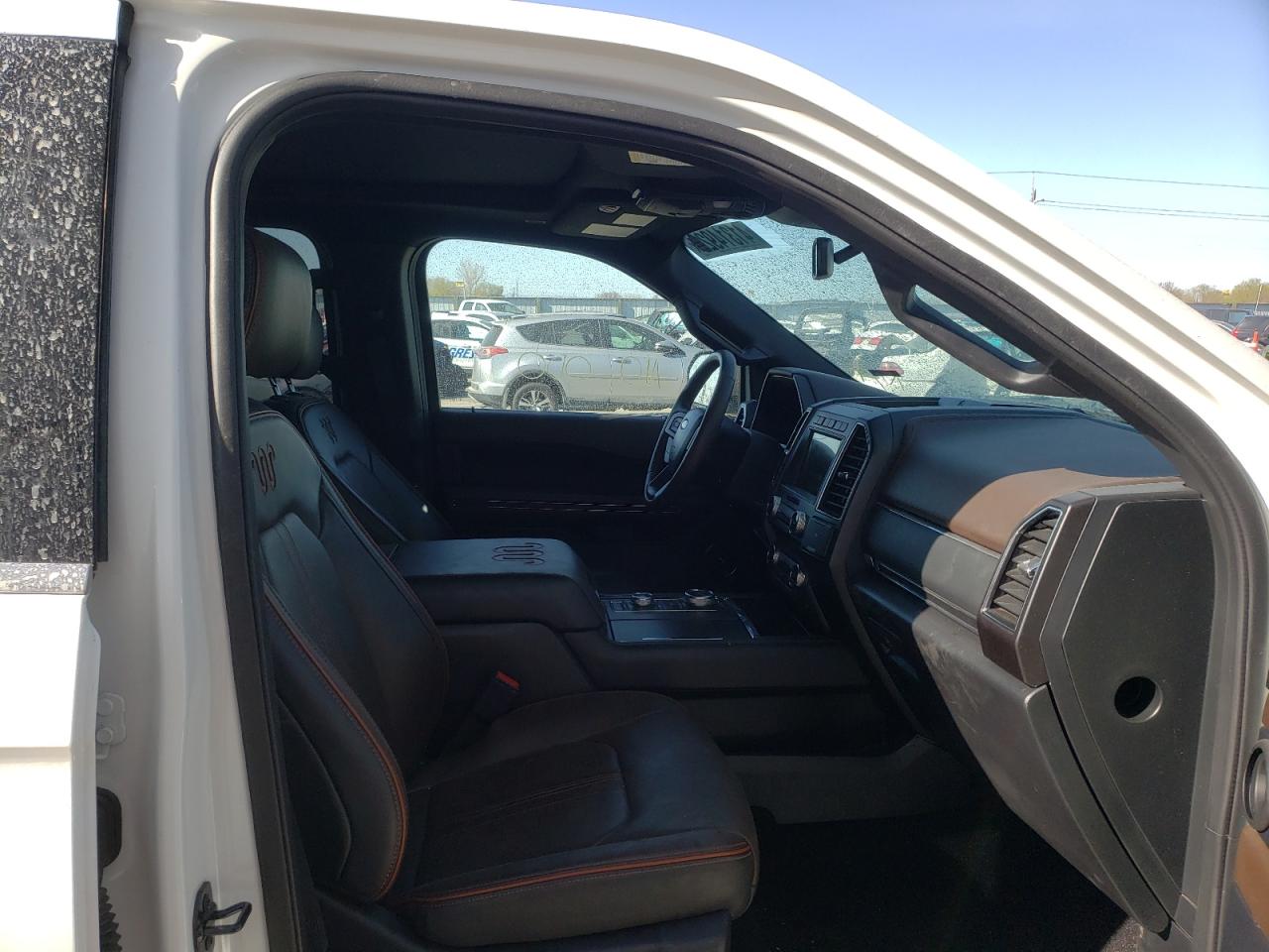 Photo 5 from auction – 2020 FORD EXPEDITION with VIN 1FMJK1PT1LEA02539