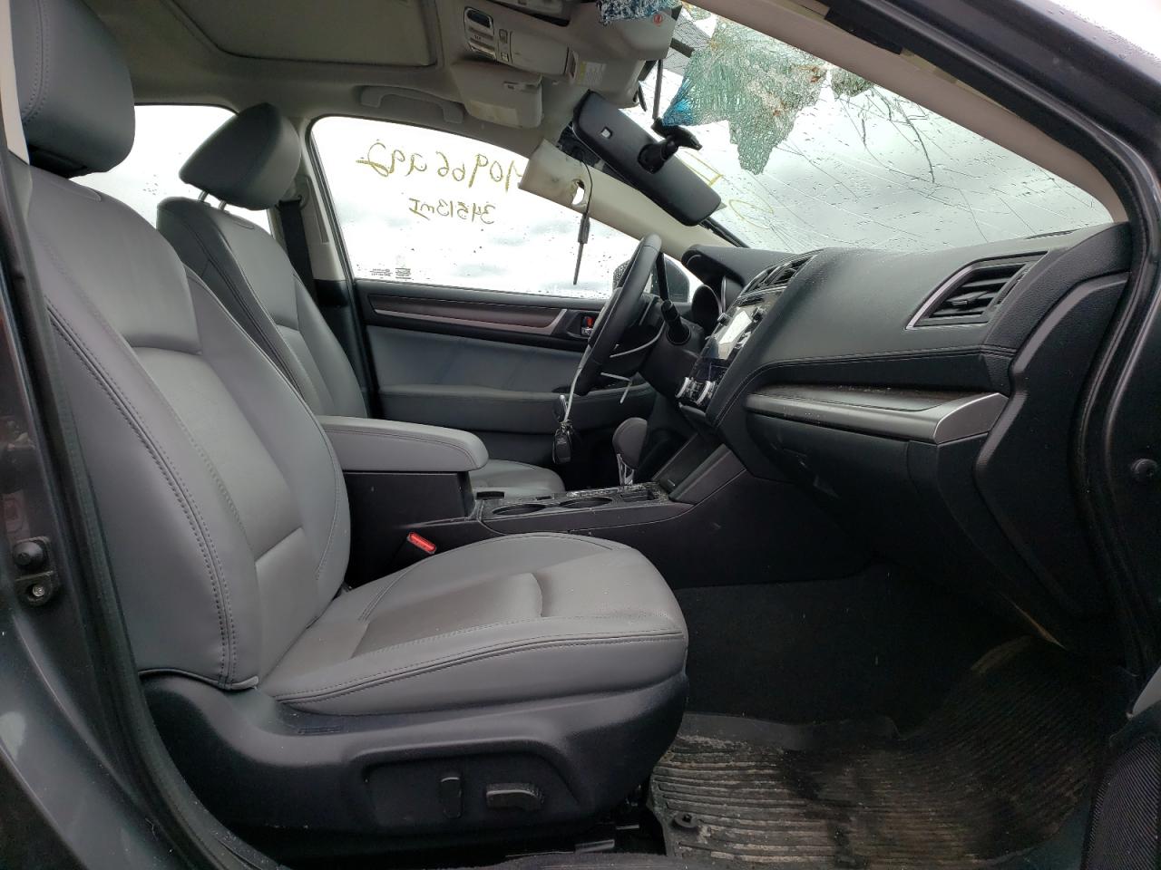 Photo 5 from auction – 2019 SUBARU LEGACY 2.5 with VIN 4S3BNAN61K3017047