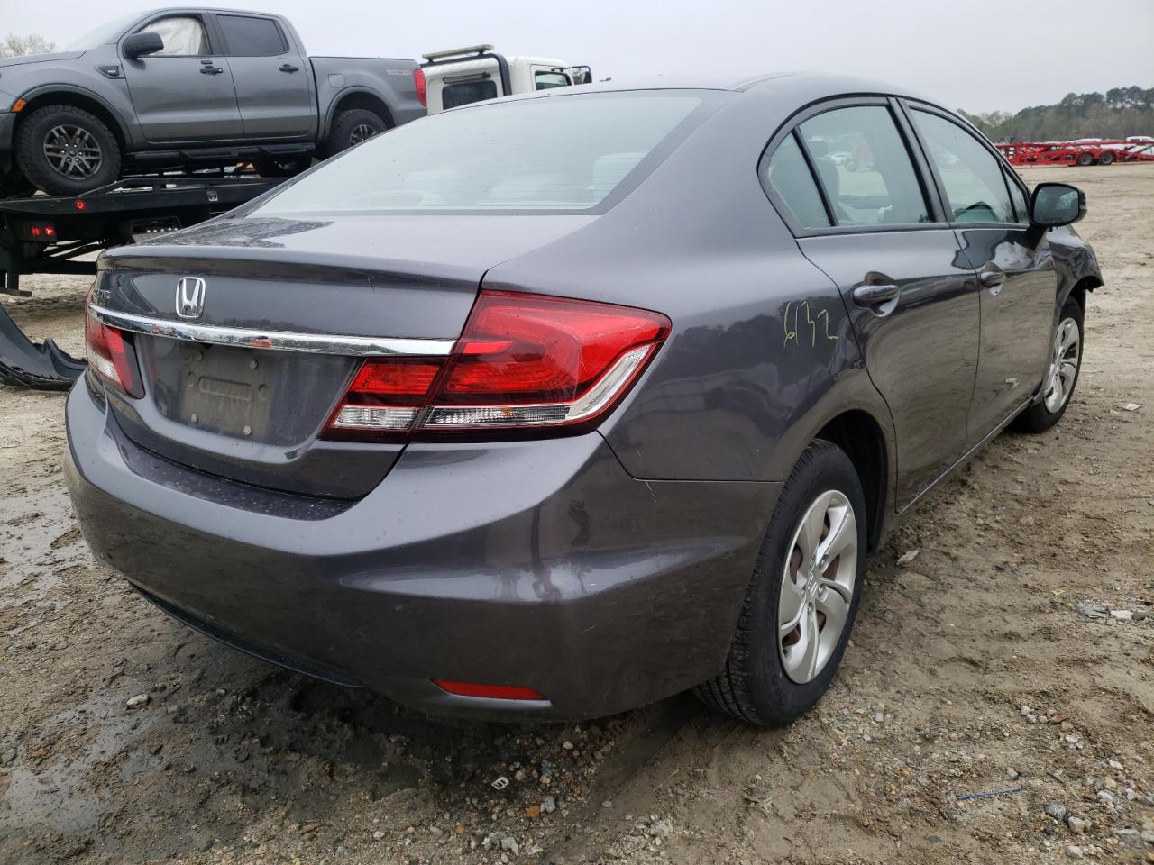 Photo 4 from auction – 2015 HONDA CIVIC LX with VIN 19XFB2F56FE277075