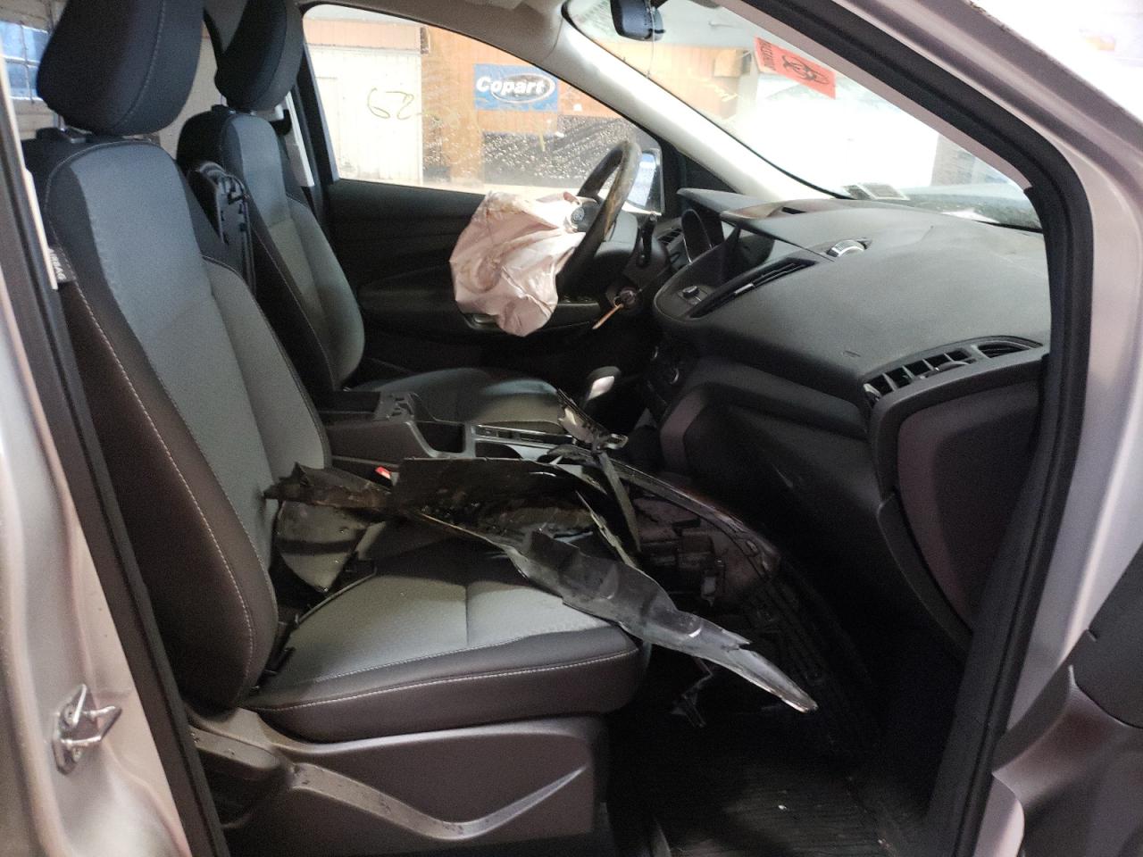 Photo 5 from auction – 2018 FORD ESCAPE SE with VIN 1FMCU0GD4JUA50724