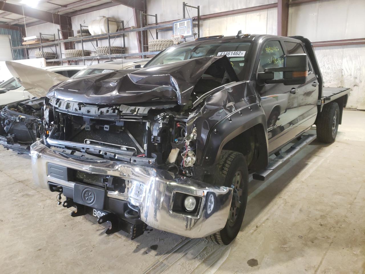 Photo 2 from auction – 2015 CHEVROLET SILVERADO with VIN 1GC4KZC83FF517090