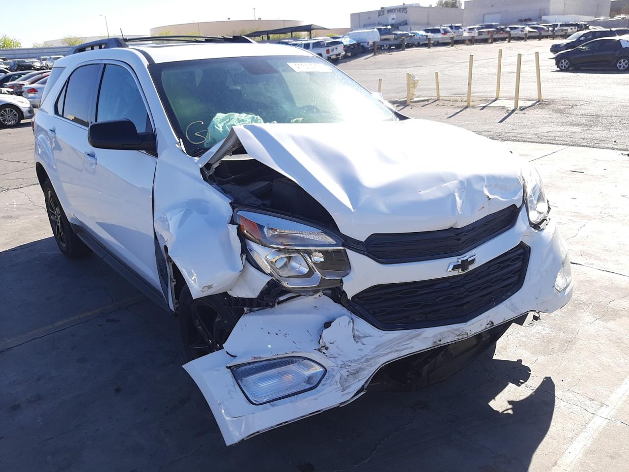 CHEVROLET EQUINOX LT 2017 with VIN 2GNALCEK2H1567261 - Photo from auction