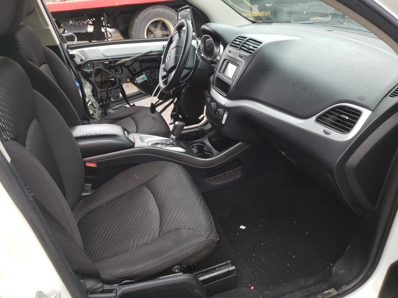 Photo 5 from auction – 2014 DODGE JOURNEY SE with VIN 3C4PDCAB0ET103742
