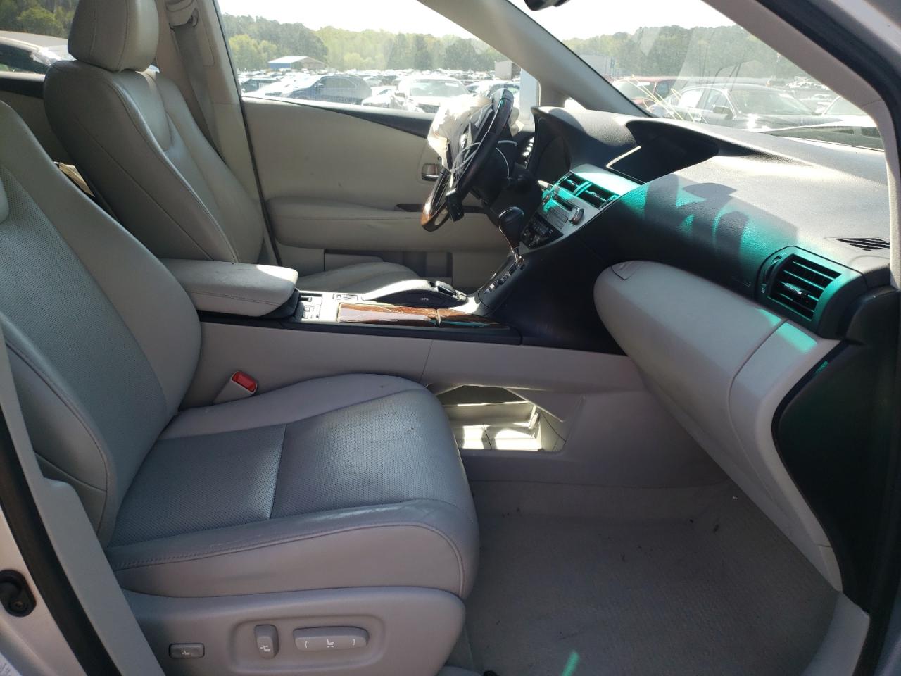 Photo 5 from auction – 2011 LEXUS RX 350 with VIN 2T2ZK1BAXBC048607