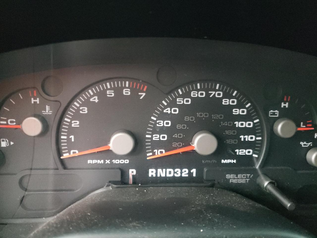 Photo 8 from auction – 2003 FORD EXPLORER X with VIN 1FMZU73WX3UB85123