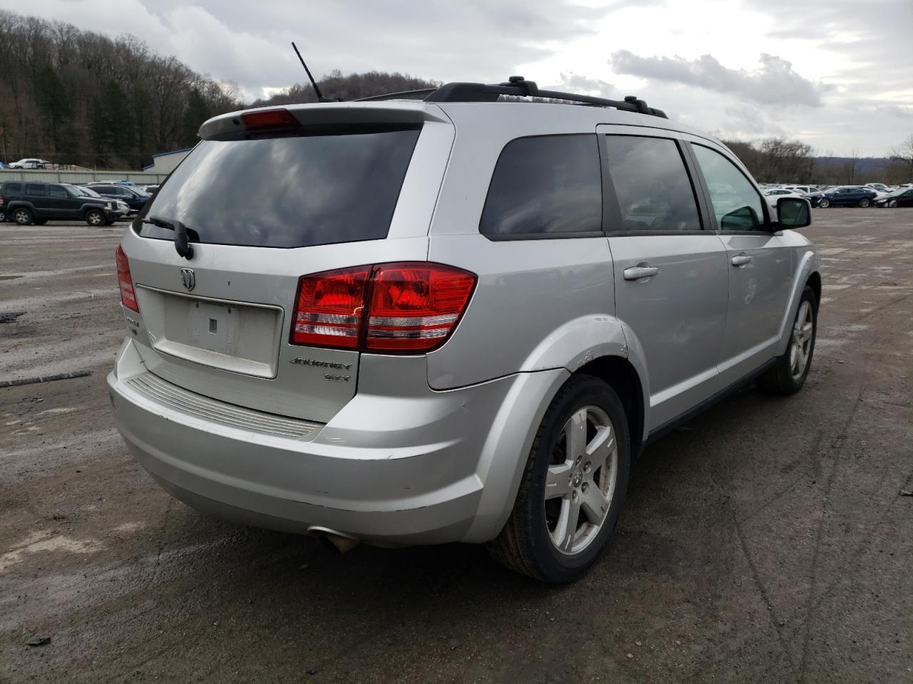 Photo 4 from auction – 2009 DODGE JOURNEY SX with VIN 3D4GH57V79T555021