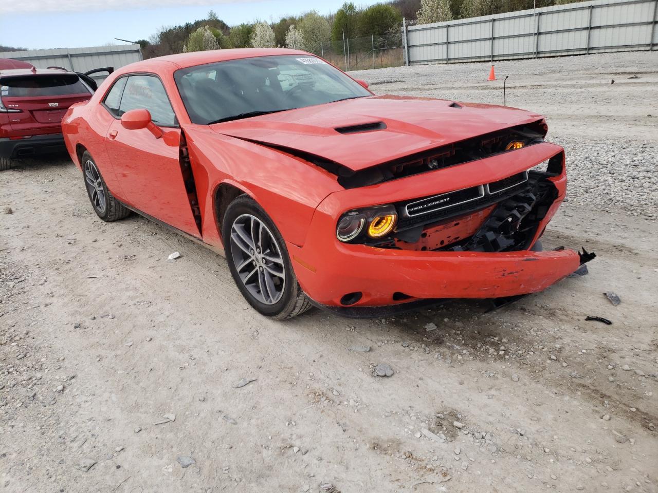 DODGE CHALLENGER 2019 with VIN 2C3CDZGG6KH688260 - Photo from auction