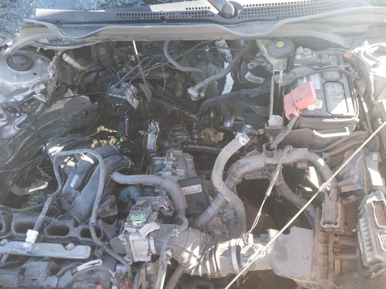 Photo 7 from auction – 2016 HONDA CIVIC LX with VIN 19XFC2F55GE043573
