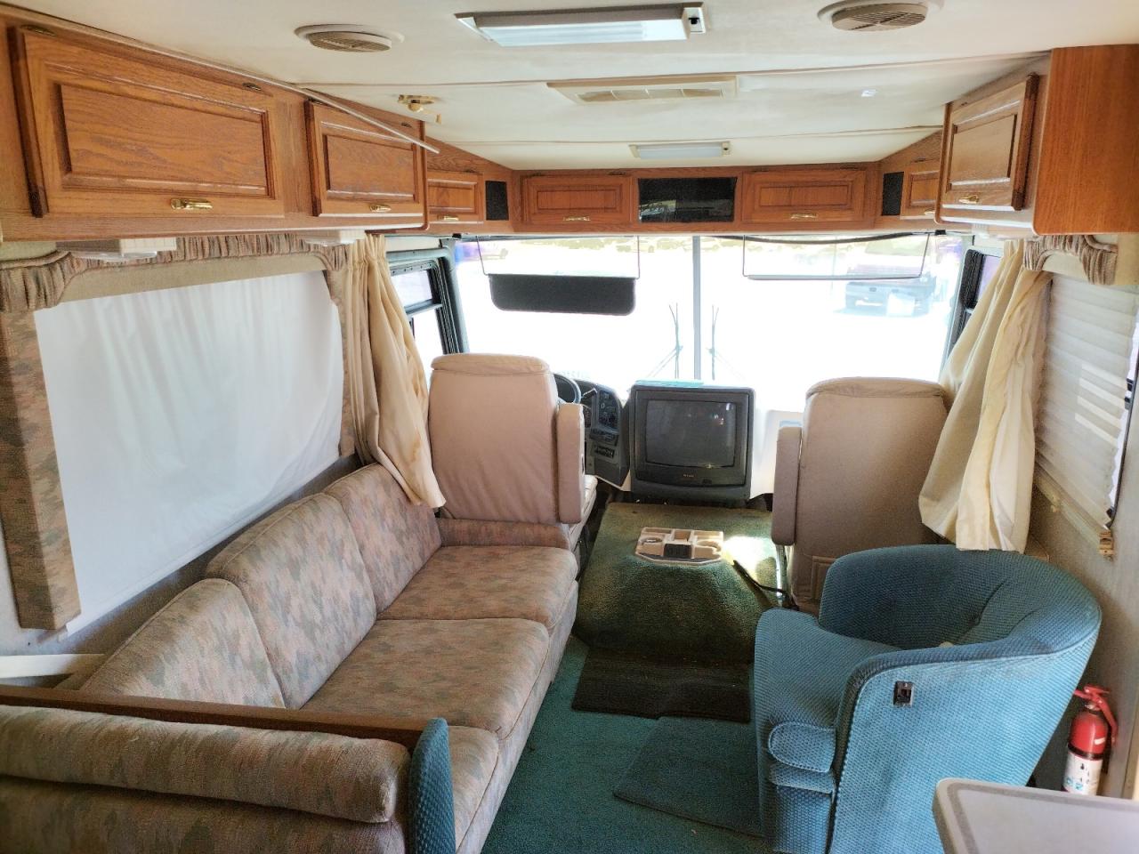 Photo 5 from auction – 1995 FORD SUPER DUTY with VIN 3FCMF53GXSJA05102