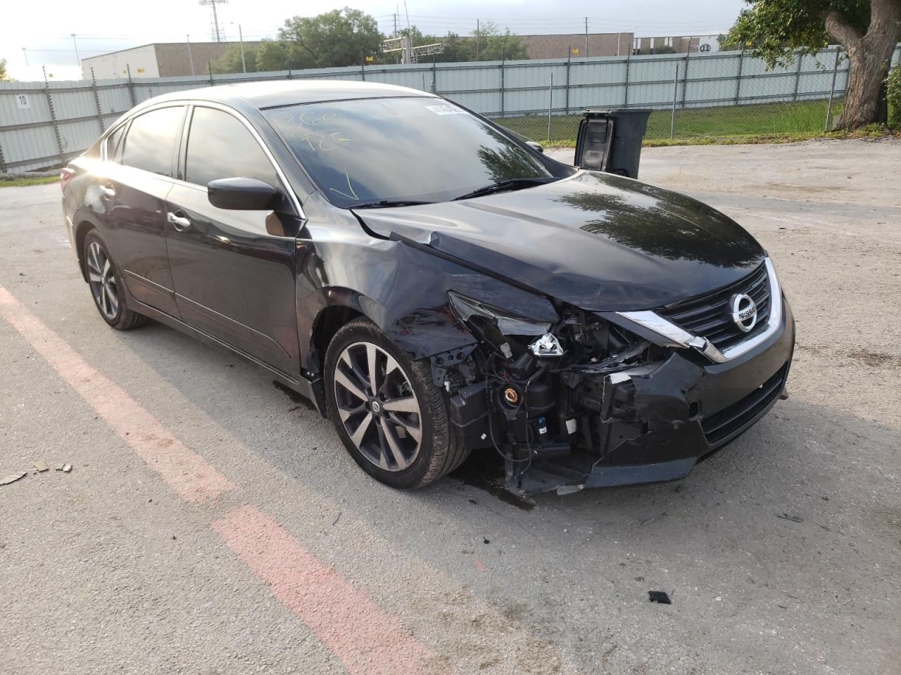 NISSAN ALTIMA 2.5 2016 with VIN 1N4AL3APXGC282963 - Photo from auction
