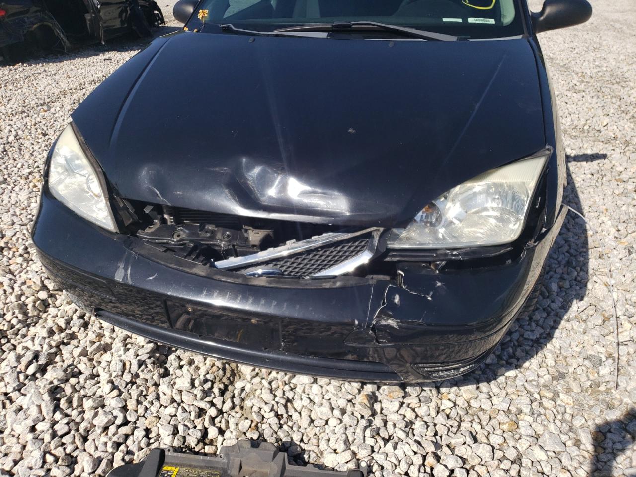 Photo 9 from auction – 2006 FORD FOCUS ZX4 with VIN 1FAFP34N96W233836
