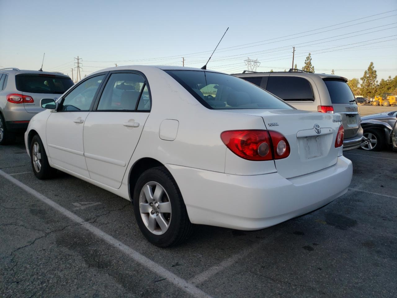 Photo 3 from auction – 2006 TOYOTA COROLLA CE with VIN 1NXBR32E66Z593952