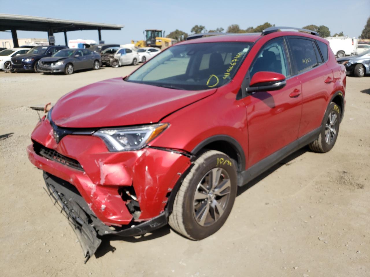Photo 2 from auction – 2017 TOYOTA RAV4 XLE with VIN 2T3RFREVXHW596935