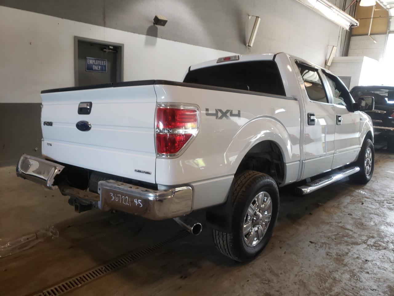 Photo 4 from auction – 2011 FORD F150 SUPER with VIN 1FTFW1EF7BFA04493