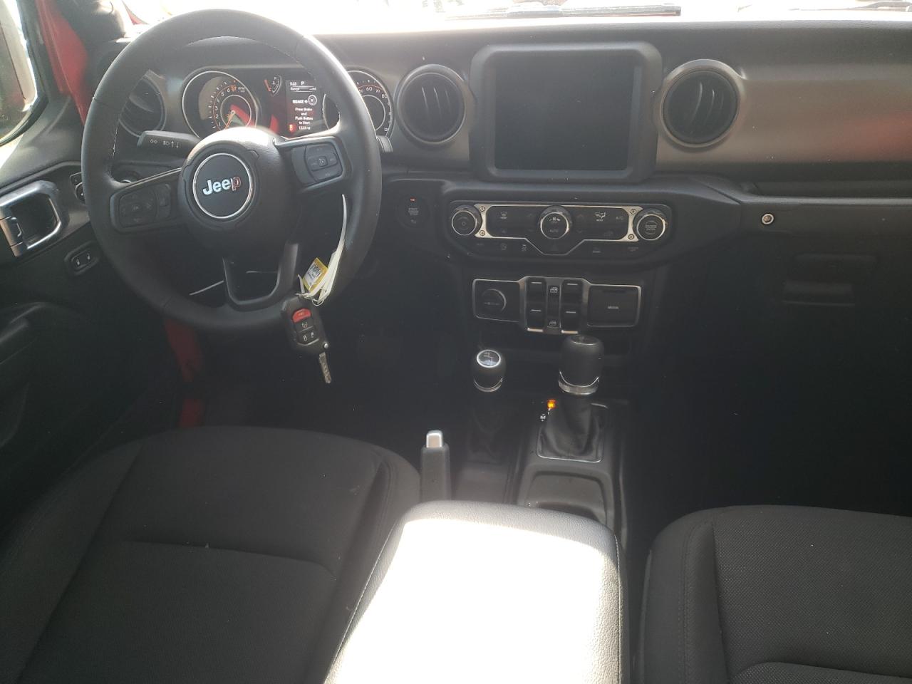 Photo 19 from auction – 2022 JEEP GLADIATOR with VIN 1C6HJTAG9NL114105