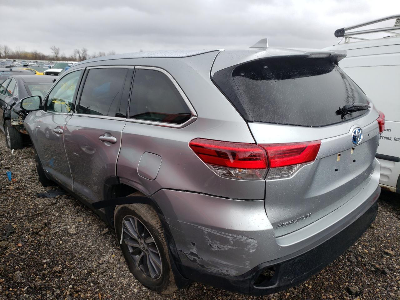 Photo 3 from auction – 2019 TOYOTA HIGHLANDER with VIN 5TDJGRFH3KS064308