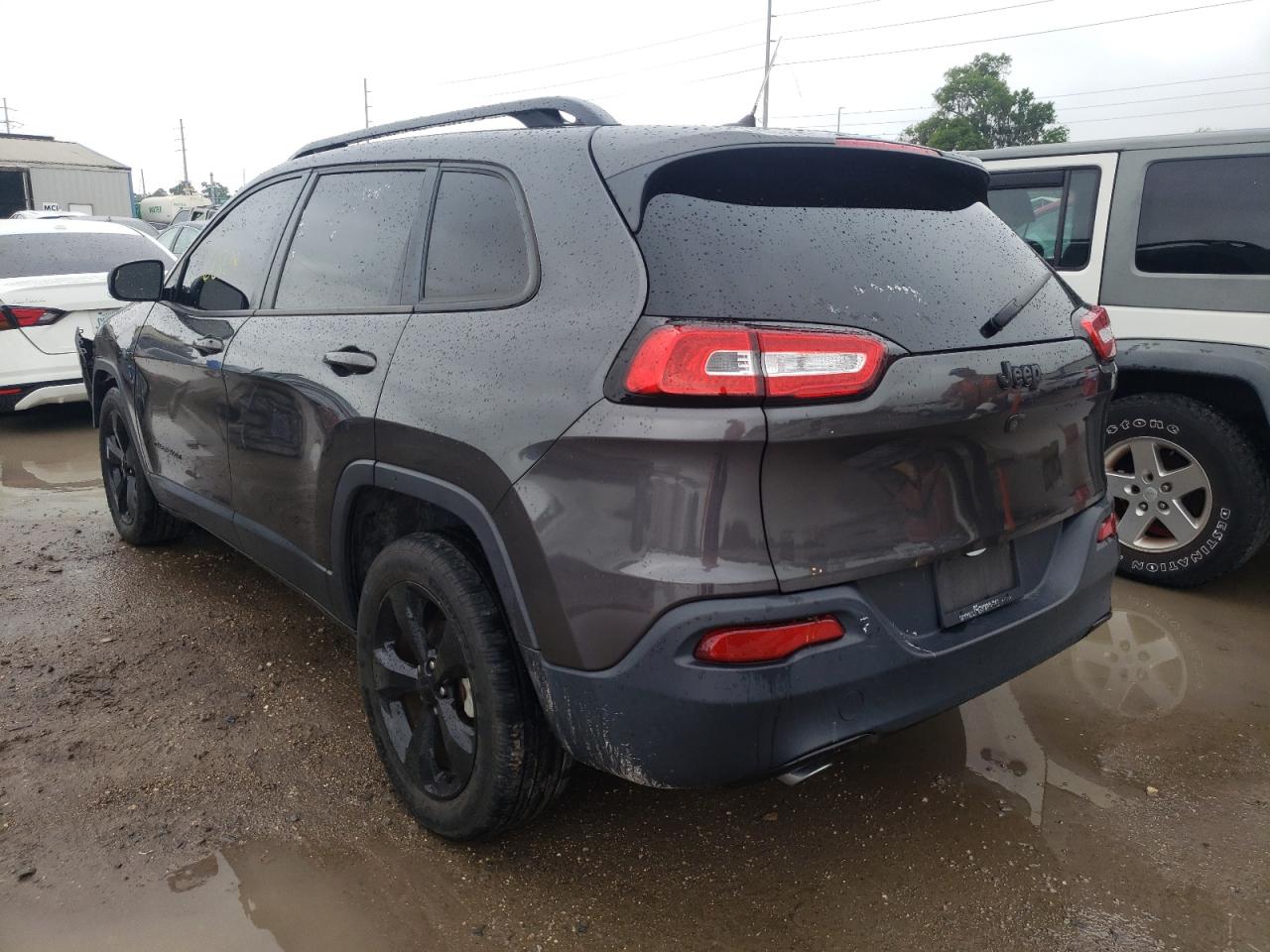 Photo 3 from auction – 2015 JEEP CHEROKEE L with VIN 1C4PJLCB3FW723244