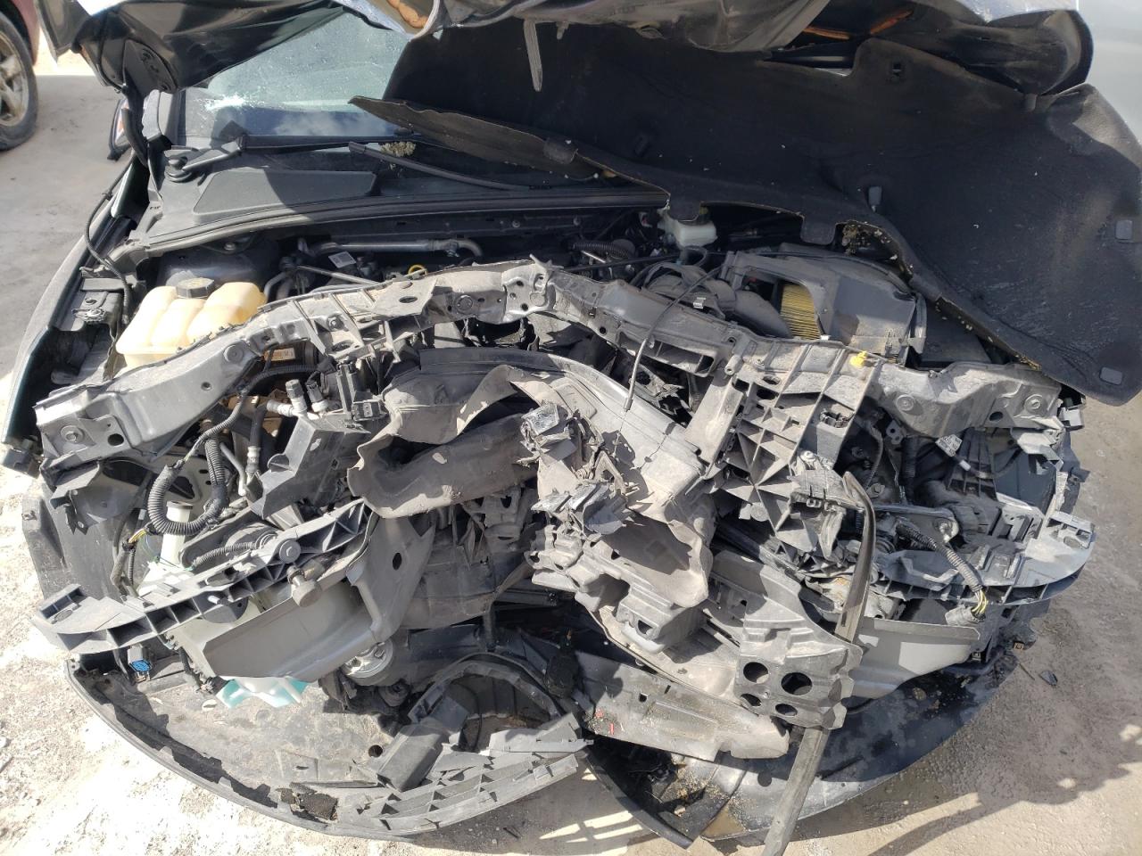 Photo 7 from auction – 2017 FORD FOCUS SE with VIN 1FADP3K21HL215870