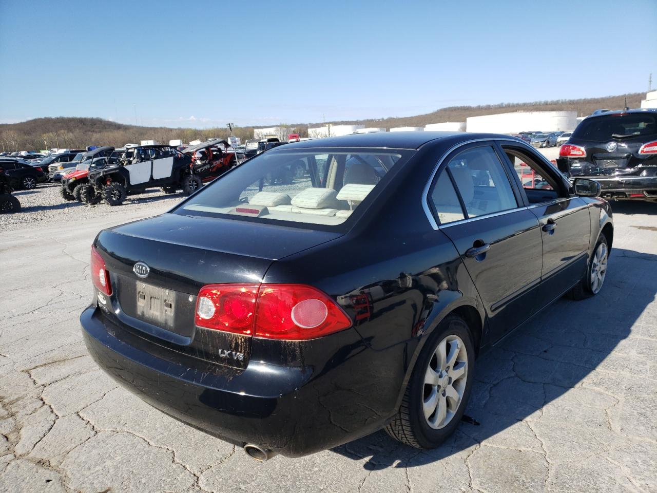 Photo 4 from auction – 2008 KIA OPTIMA LX with VIN KNAGE124485177989