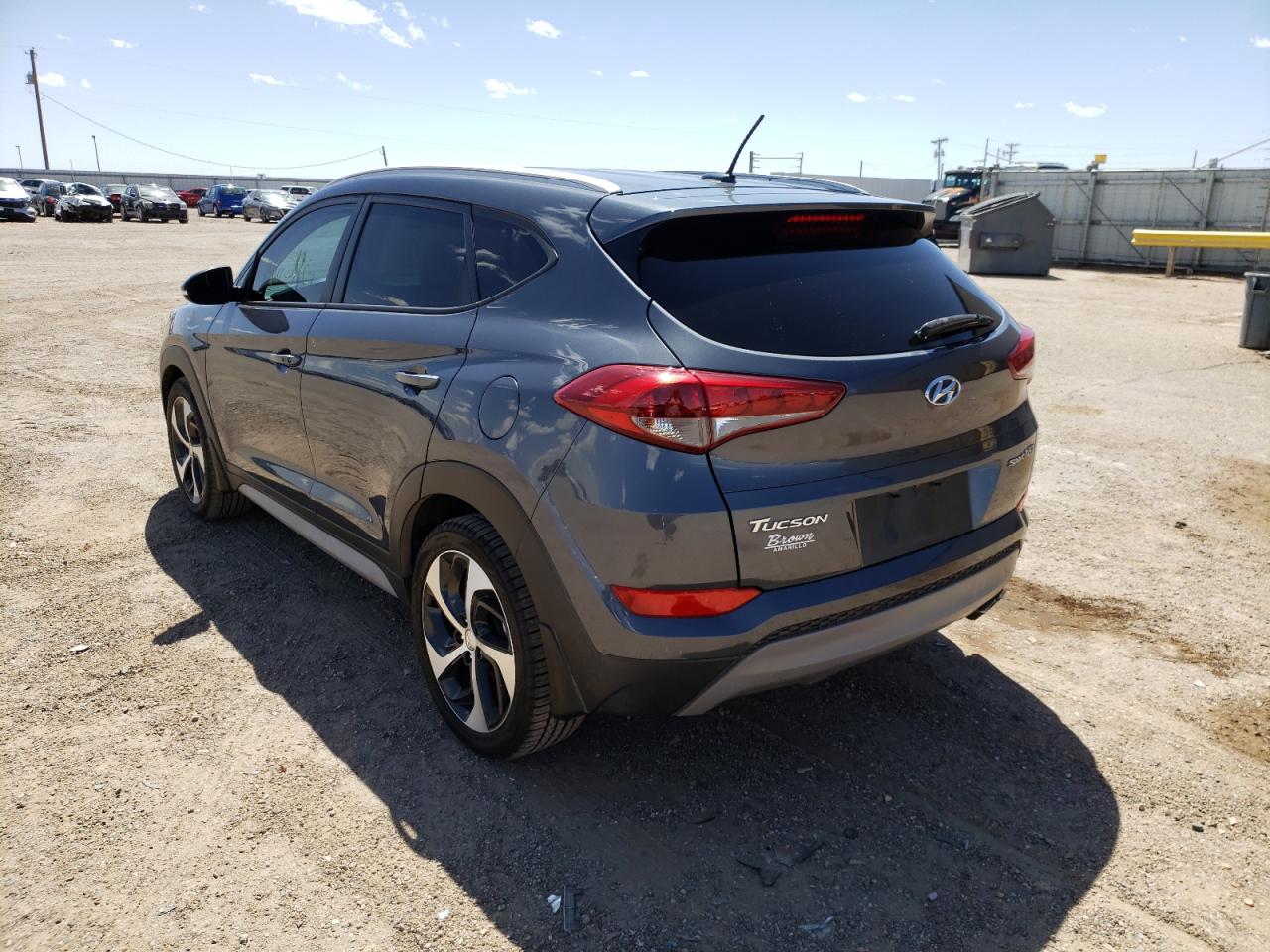 Photo 3 from auction – 2017 HYUNDAI TUCSON LIM with VIN KM8J33A24HU472845