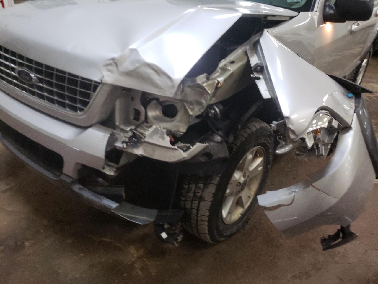 Photo 9 from auction – 2004 FORD EXPLORER X with VIN 1FMZU73K84ZA38512