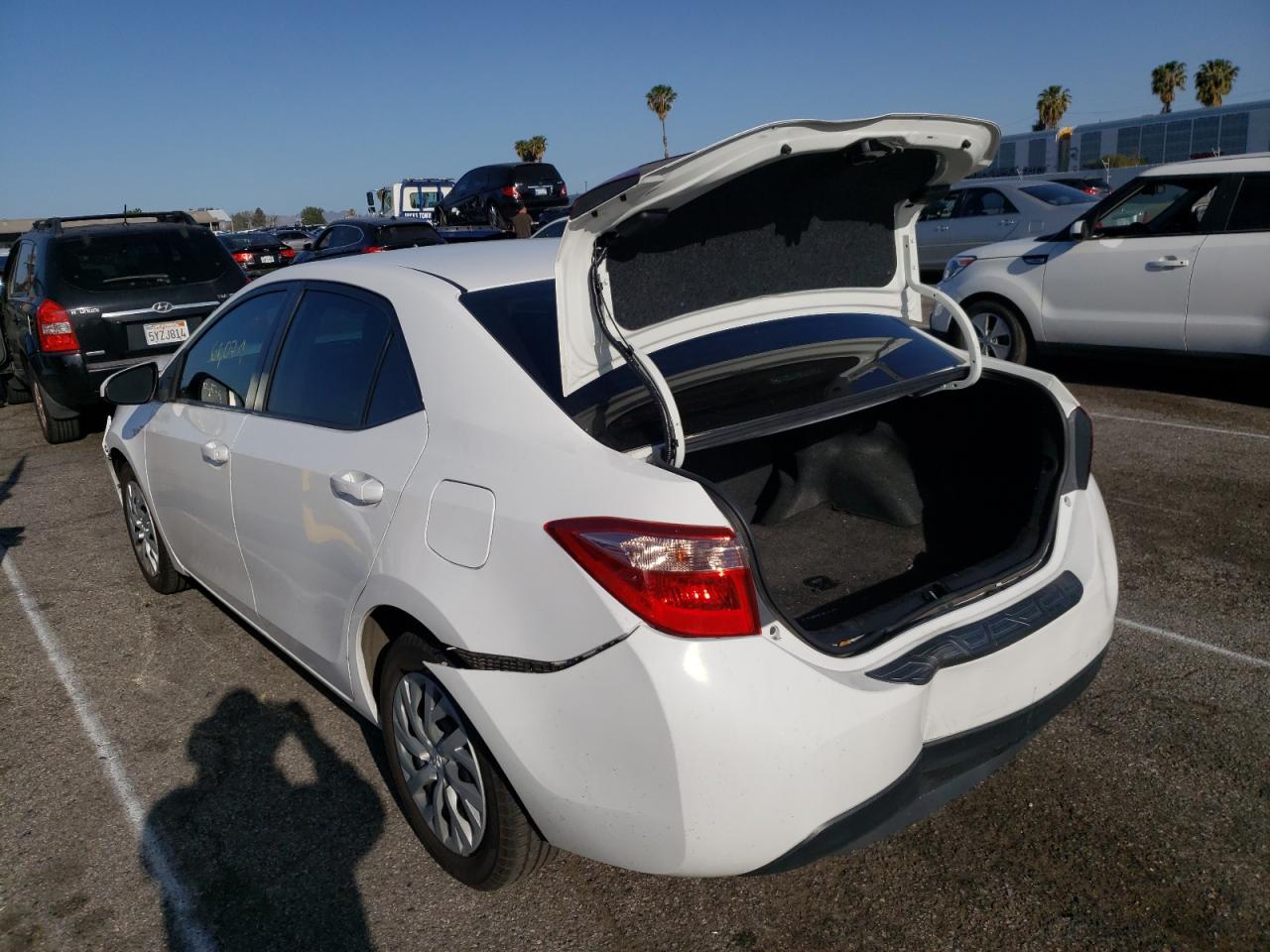 Photo 16 from auction – 2017 TOYOTA COROLLA L with VIN 2T1BURHE9HC920096