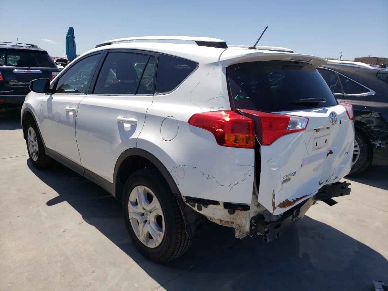 Photo 3 from auction – 2014 TOYOTA RAV4 LE with VIN 2T3ZFREV2EW090611