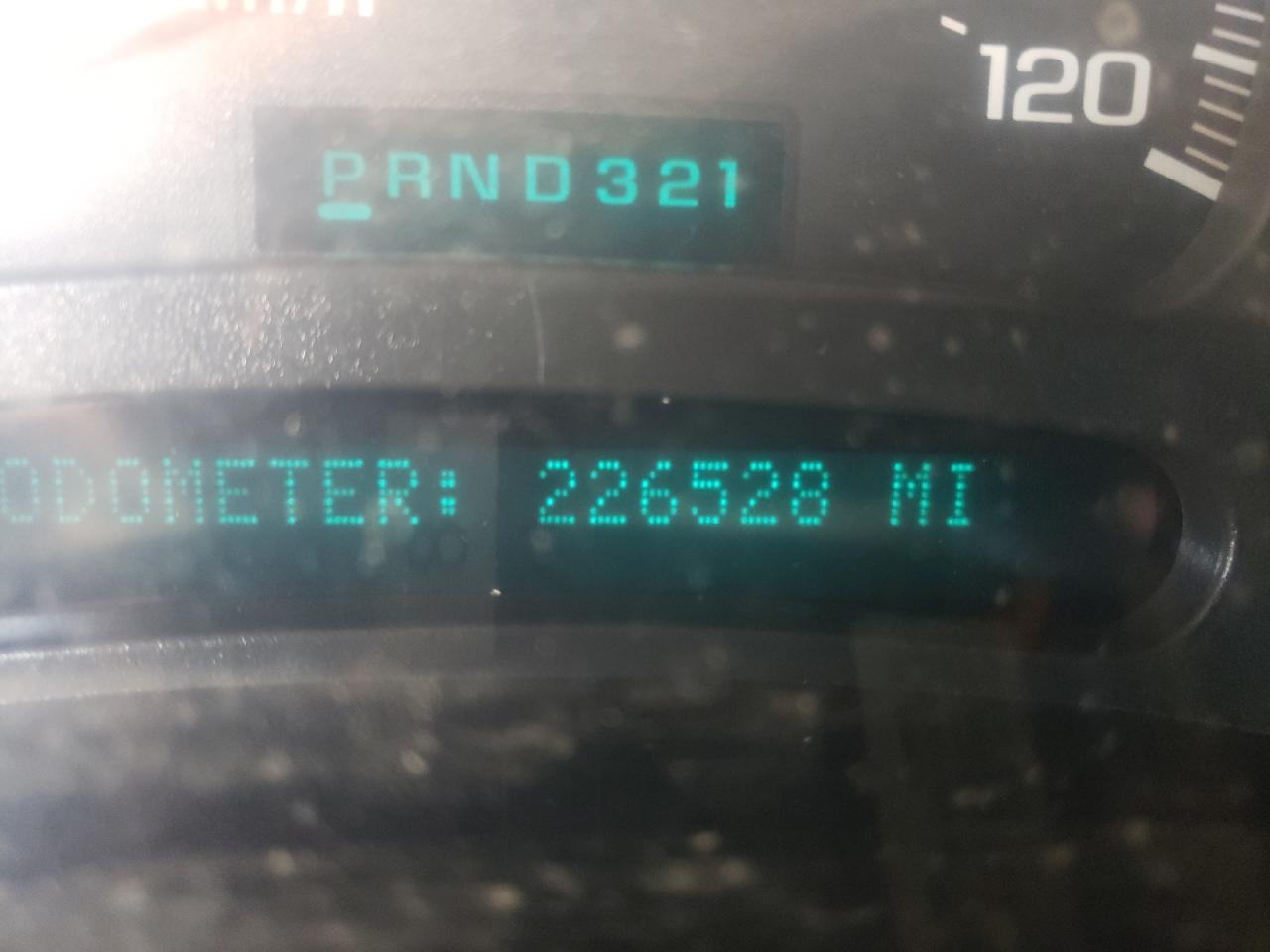 Photo 8 from auction – 2003 CHEVROLET silverado with VIN 1GCEK19T13E373414