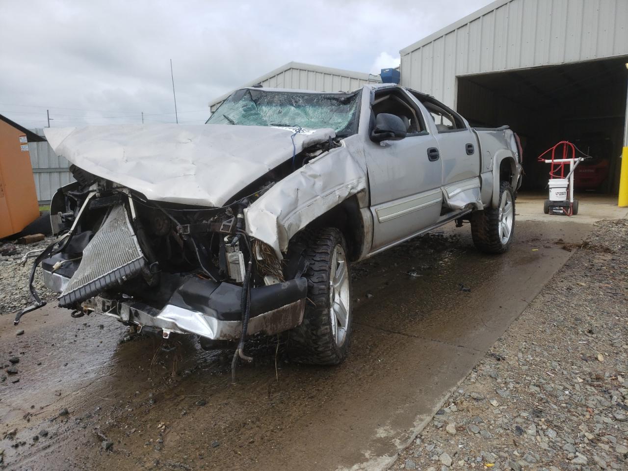 Zdjęcie 2 z aukcji – 2004 CHEVROLET SILVERADO z VIN 2GCEK13T541430189