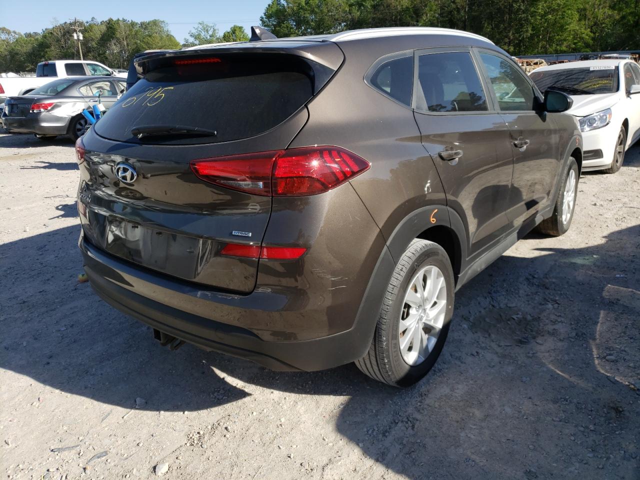 Photo 4 from auction – 2019 HYUNDAI TUCSON LIM with VIN KM8J3CA40KU061709