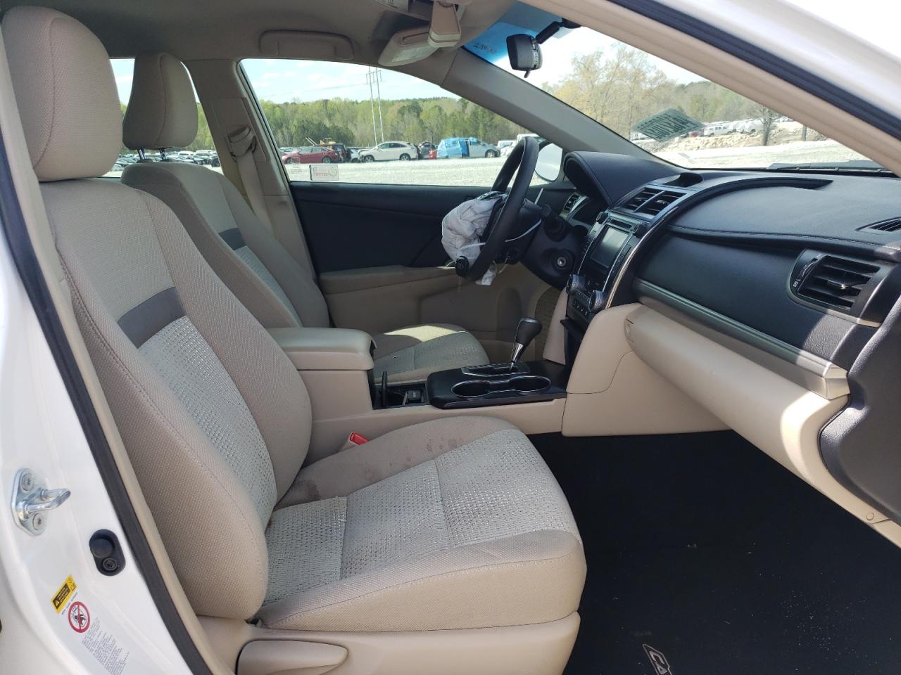 Photo 5 from auction – 2013 TOYOTA CAMRY L with VIN 4T4BF1FK0DR275048