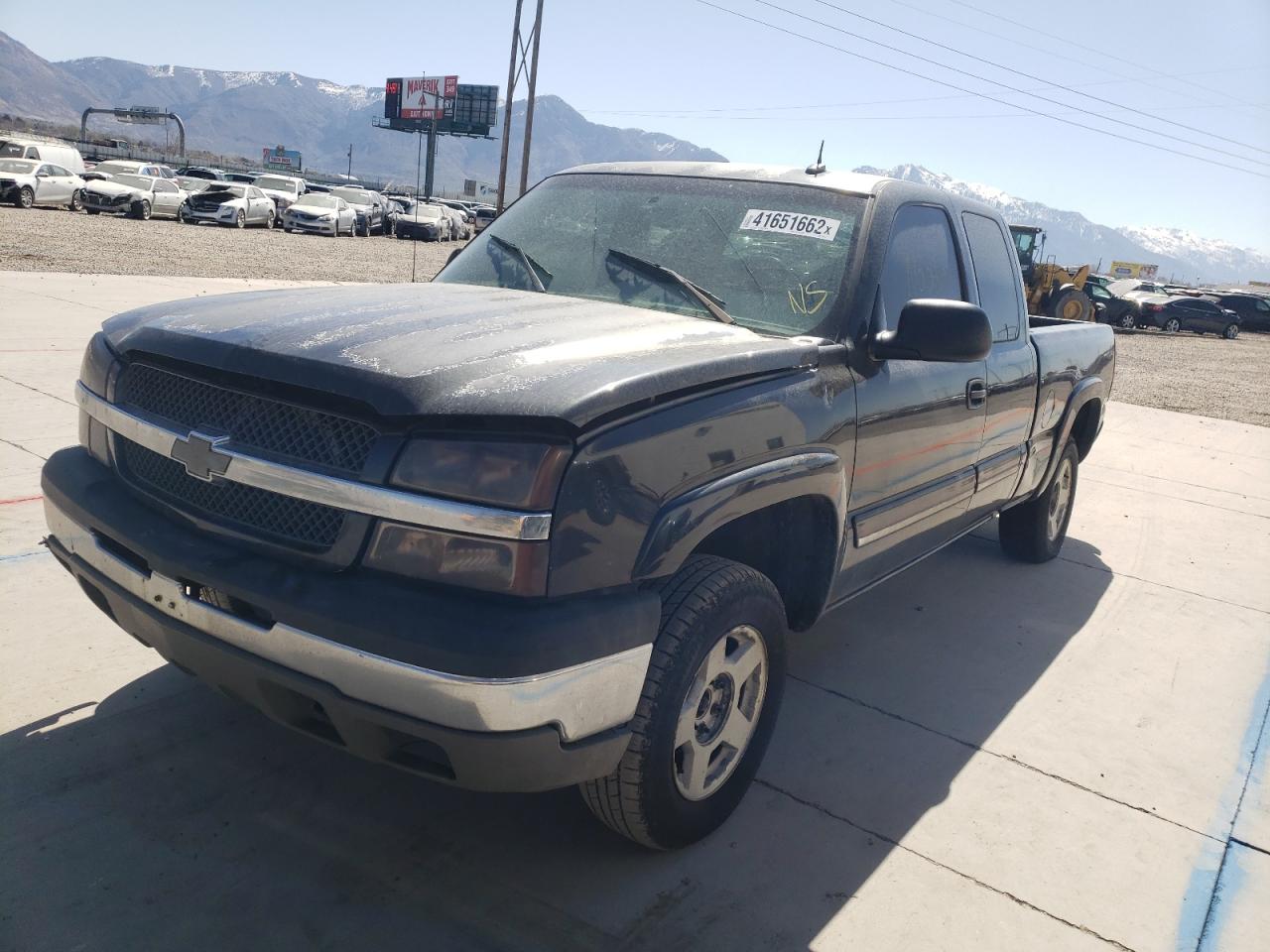 Photo 2 from auction – 2003 CHEVROLET SILVERADO with VIN 2GCEK19T731228279