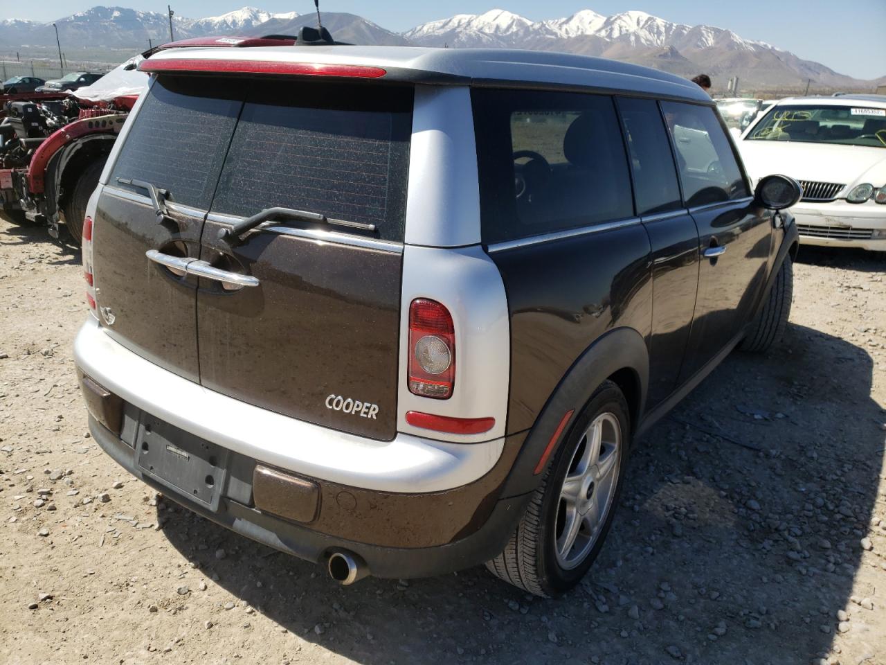 Zdjęcie 4 z aukcji – 2010 MINI COOPER CLU z VIN WMWML3C59ATX37910