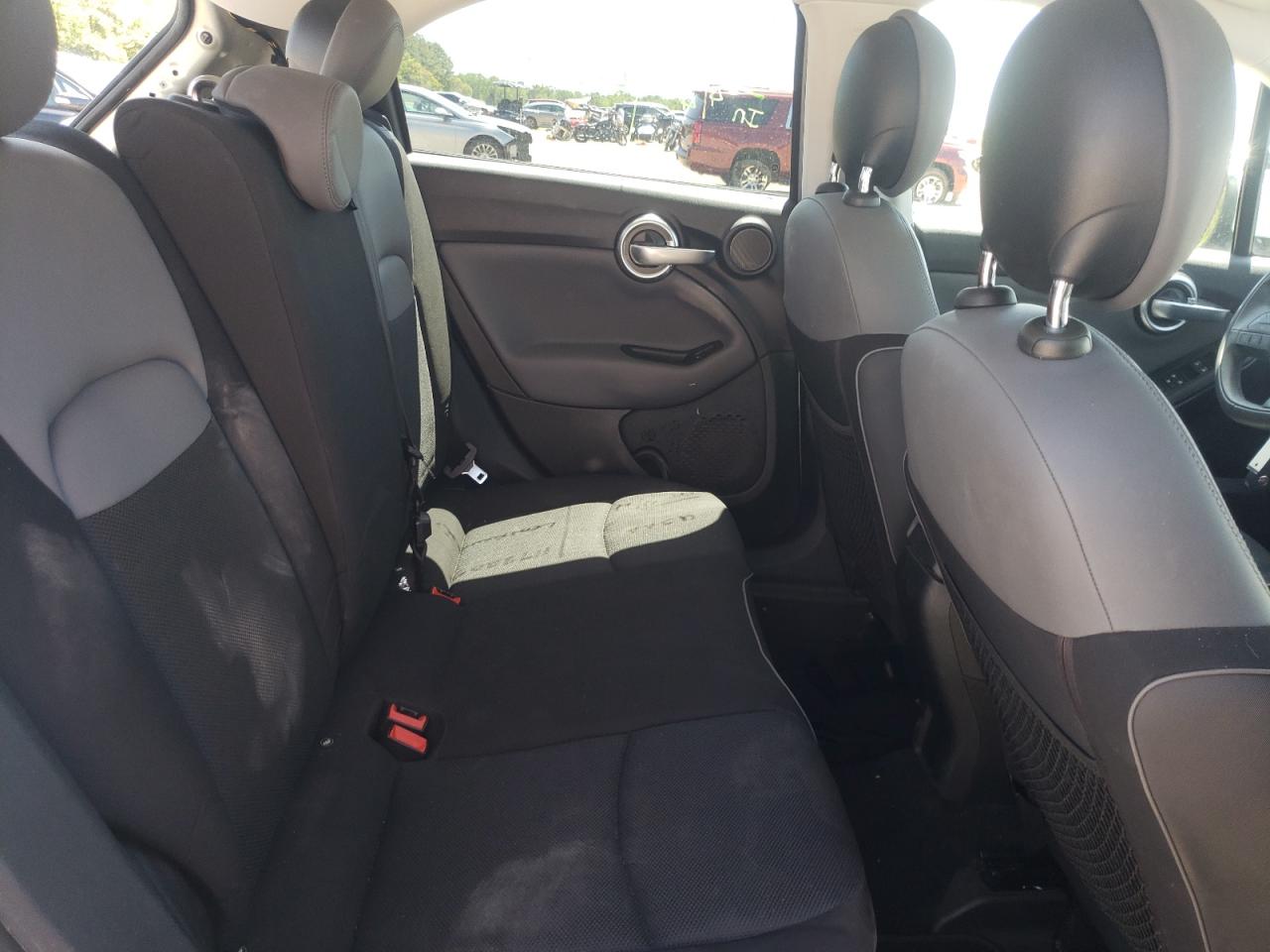 Photo 6 from auction – 2016 FIAT 500X EASY with VIN ZFBCFXBT5GP471982