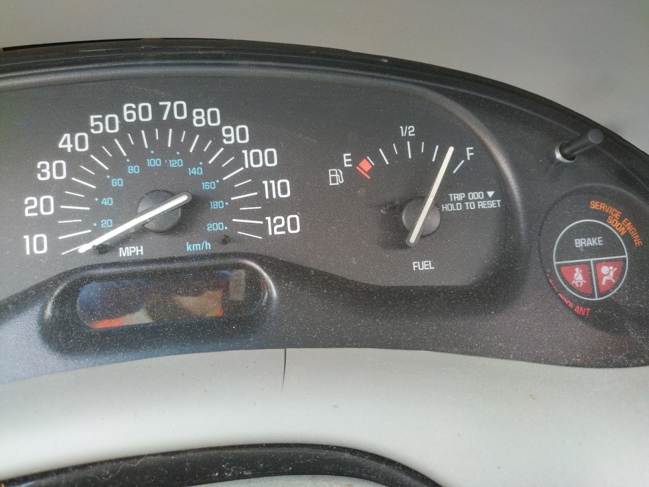 Photo 8 from auction – 2002 BUICK CENTURY CU with VIN 2G4WS52J521217599