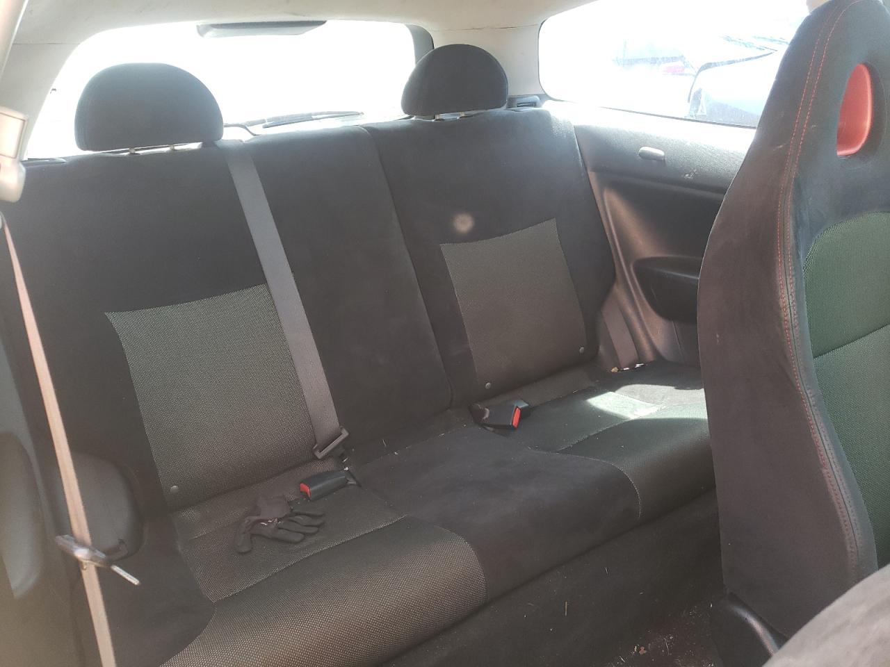Photo 6 from auction – 2004 HONDA CIVIC with VIN SHHEP33504U500448